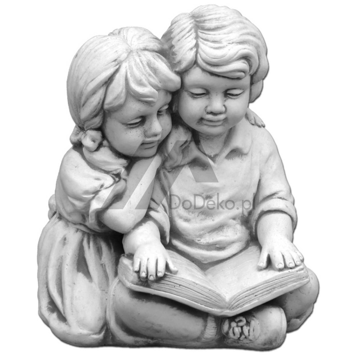 Escultura de niños con un libro - escultura decorativa de hormigón